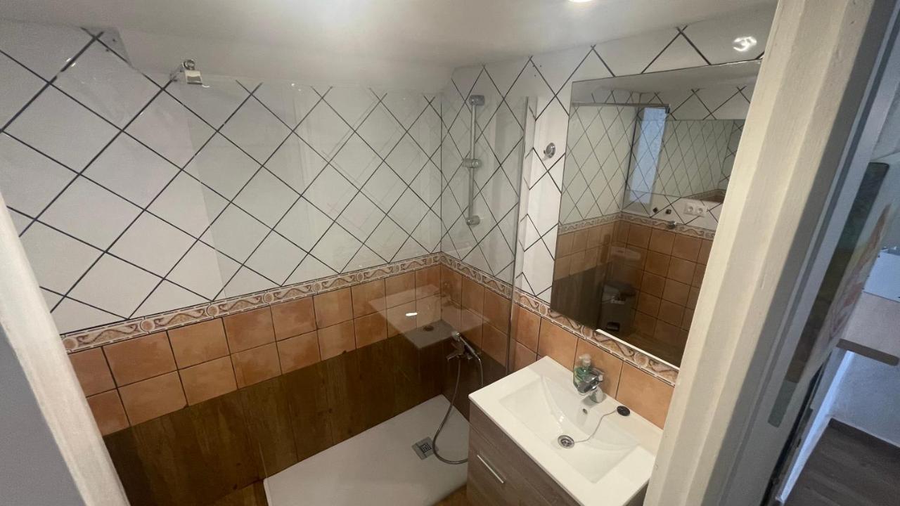 شقة بينالماذينا  في Apartamento Santa Ana المظهر الخارجي الصورة